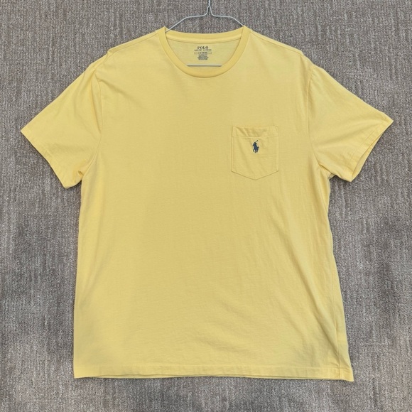 Polo by Ralph Lauren Men's T-Shirt - Picture 1 of 4